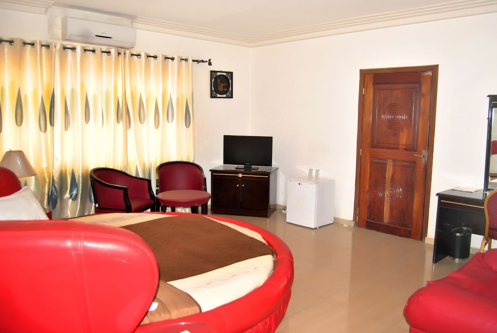 Standard Room photo 2