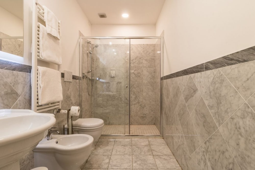 Suite (01) photo 2