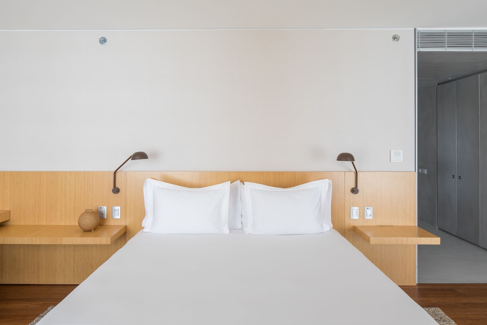 Premium Suite, 1 King Bed, Hot Tub