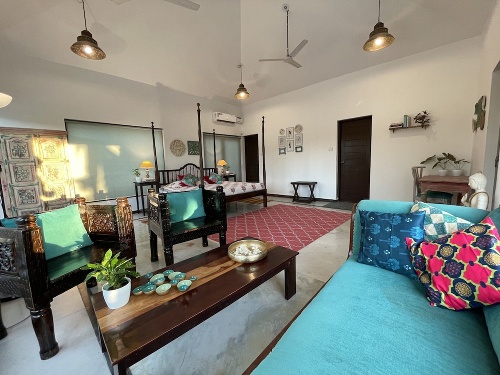 Luxury Villa photo 1