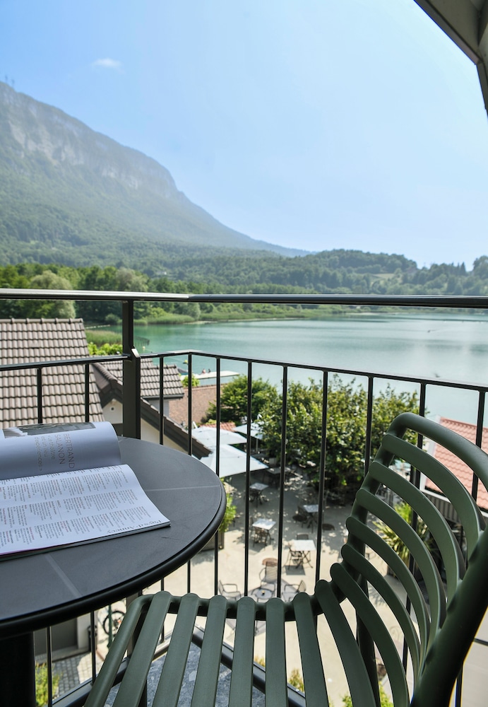Double Room, Balcony, Lake View photo 3