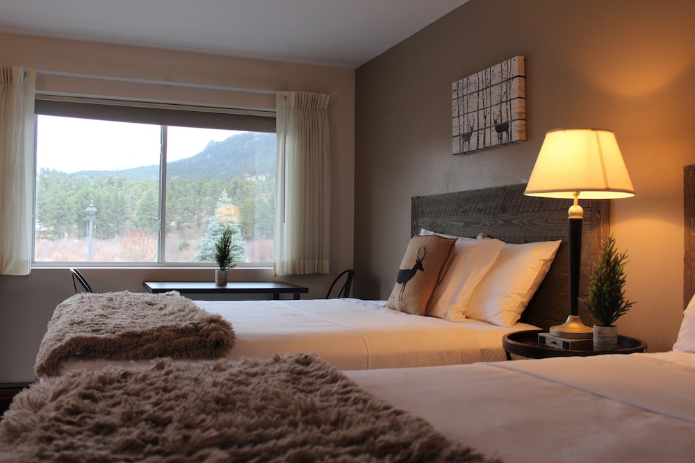 Balcony Room, 2 Queen Beds, Mountain View - Photo 1