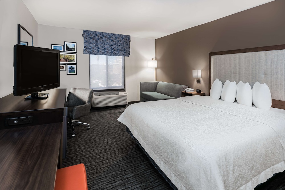 Room, 1 King Bed, Accessible, Non Smoking - Photo 1