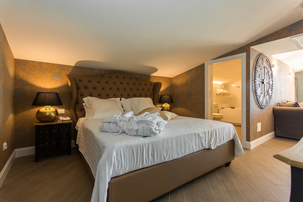 Panoramic Suite, 1 Double Bed with Sofa bed
