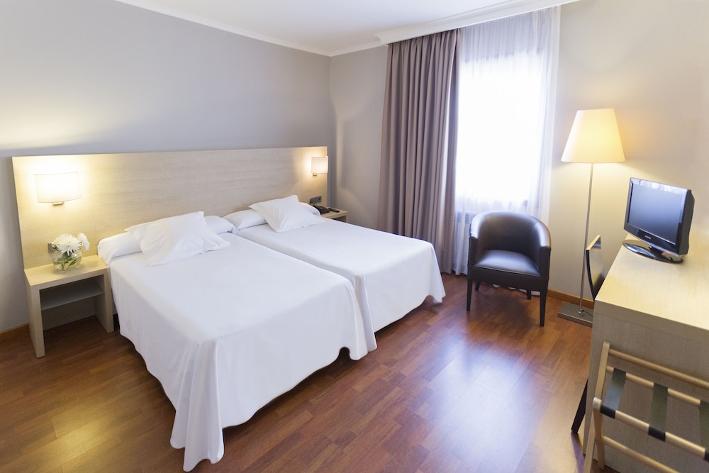 Double Room, 1 Double or 2 Twin Beds - Photo 3