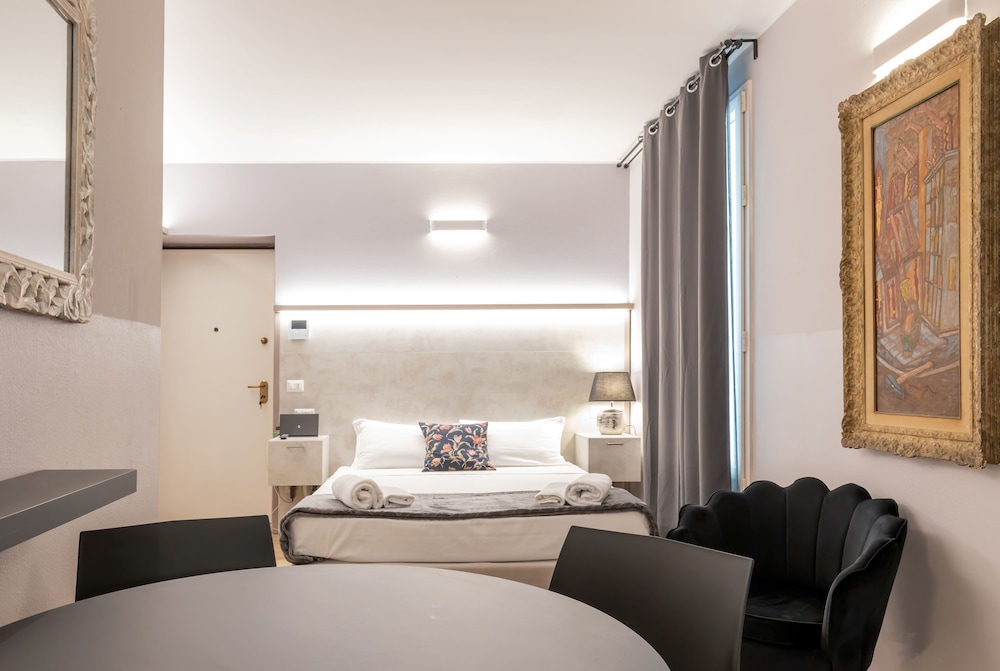 Comfort Studio (via del Torchio 4)