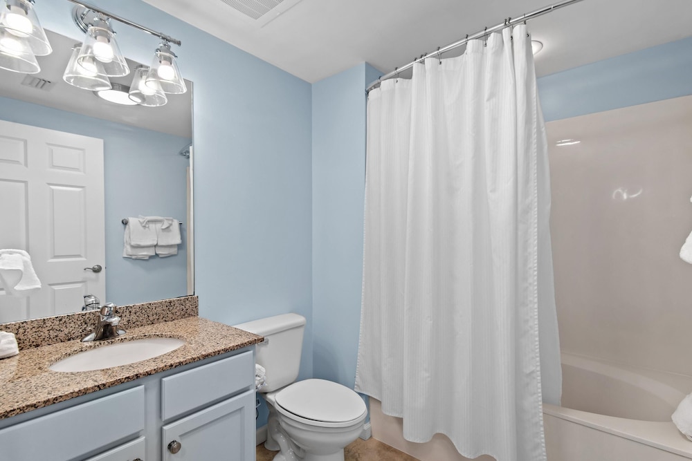 Condo, Multiple Beds (Palms Resort #2406 Jr. 2BR)