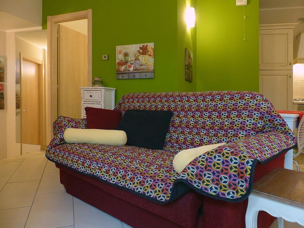Deluxe Apartment, 1 Bedroom, Lake View, Garden Area photo 3