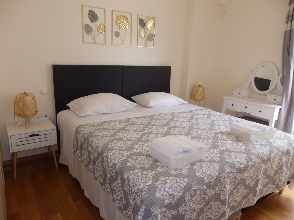 Standard Apartment, 1 Bedroom, Non Smoking, Kitchen (A6) - Photo 5