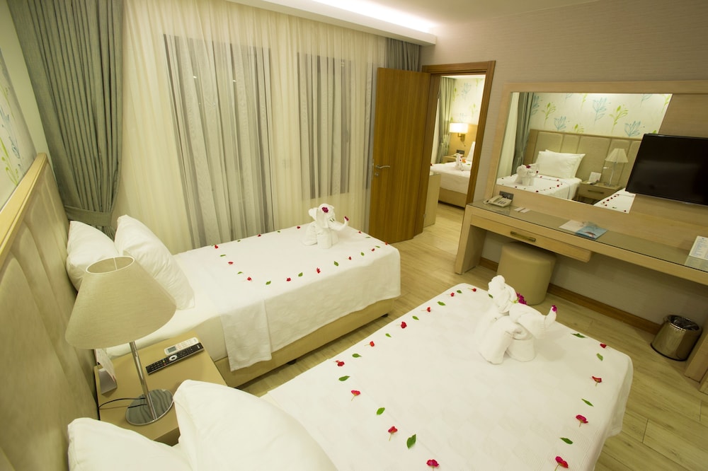 Superior Family Room,Two Bedrooms