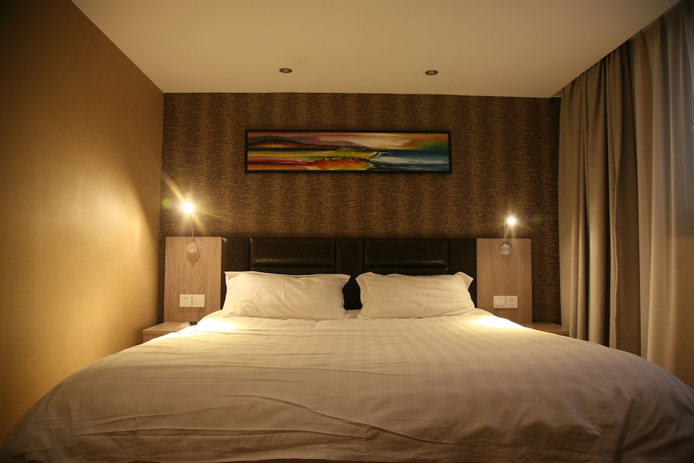 Deluxe Suite photo 1