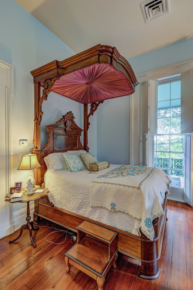 Pemberton Suite photo 2
