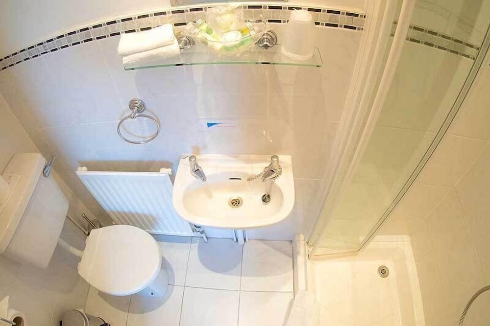 Standard Double Room - Photo 5