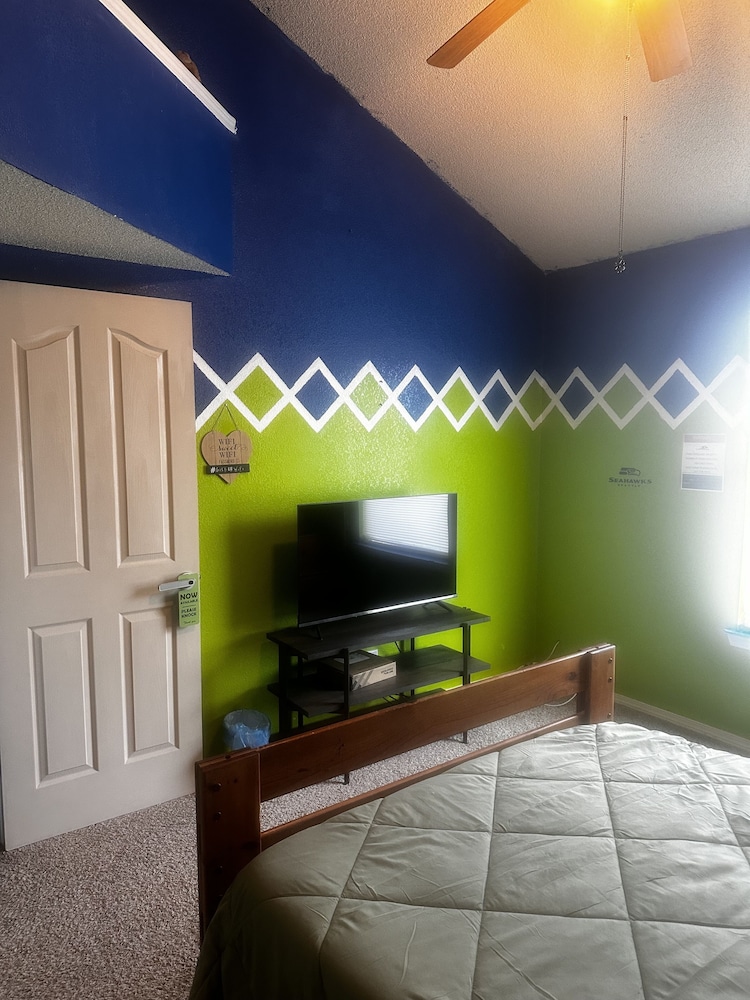 Seahawks Suite photo 1