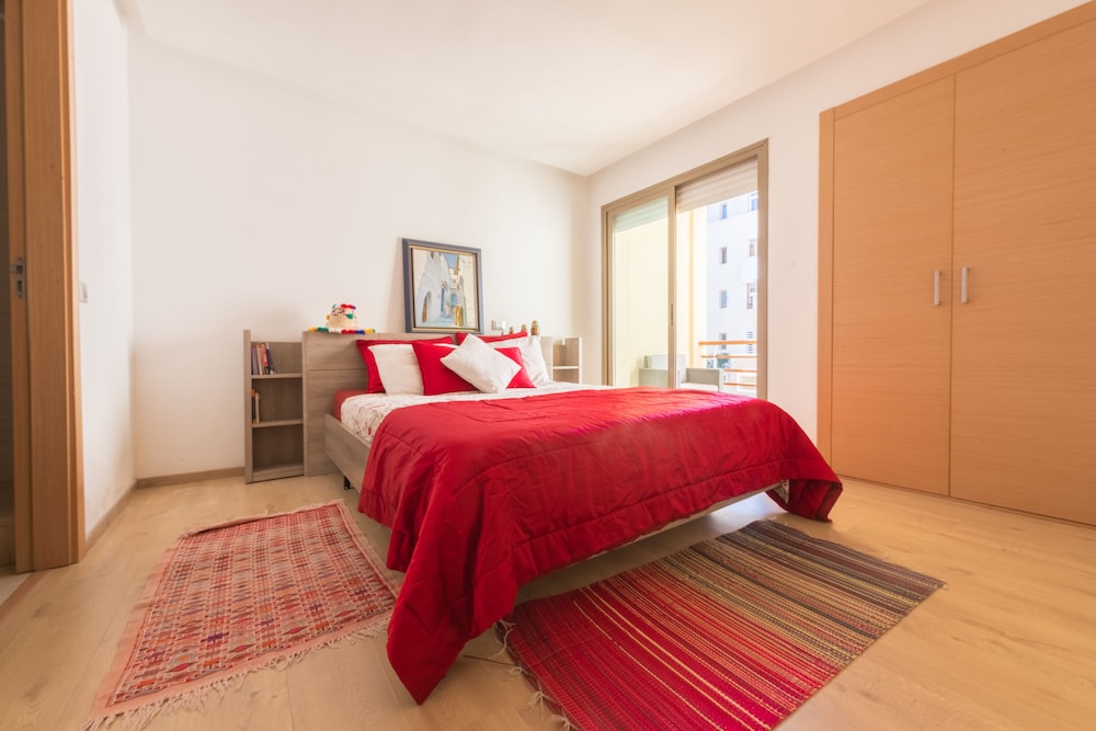 Luxury Apartment, Multiple Beds, Ocean View photo 2