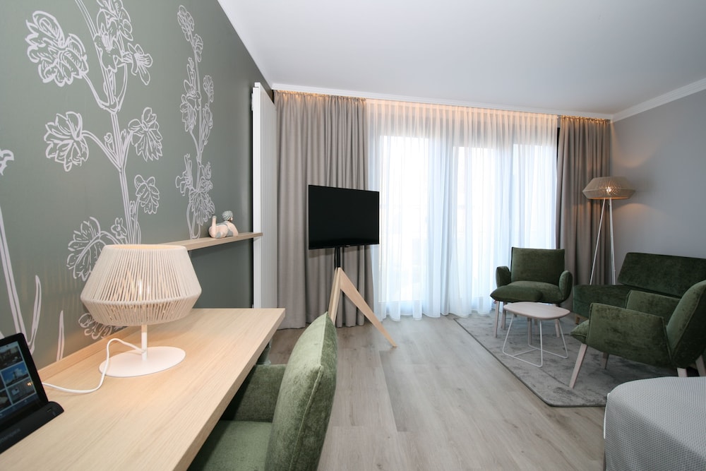 Double Room Superior with french balcony photo 3
