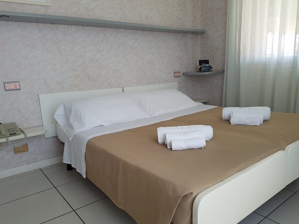 Classic Double Room photo 1