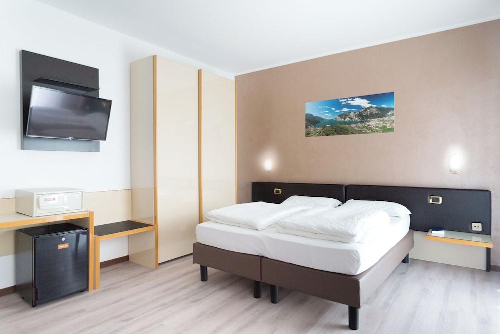 Comfort Double Room, Balcony, Mountain View