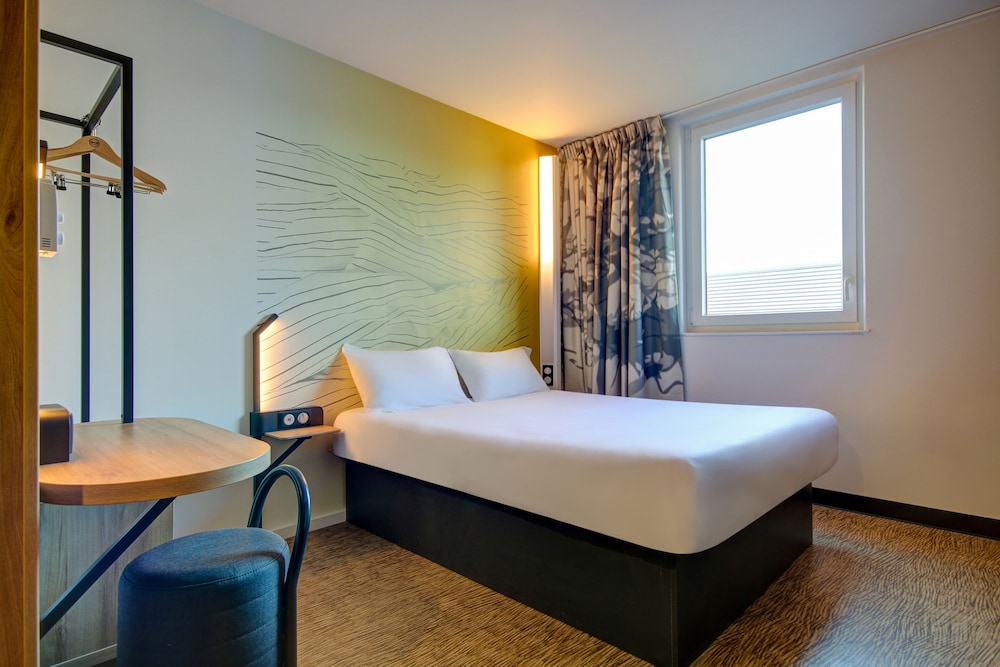 Superior Double Room, Non Smoking - Photo 16