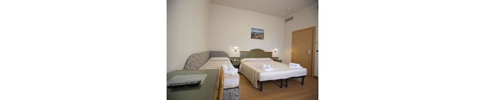 Triple Room - Photo 4