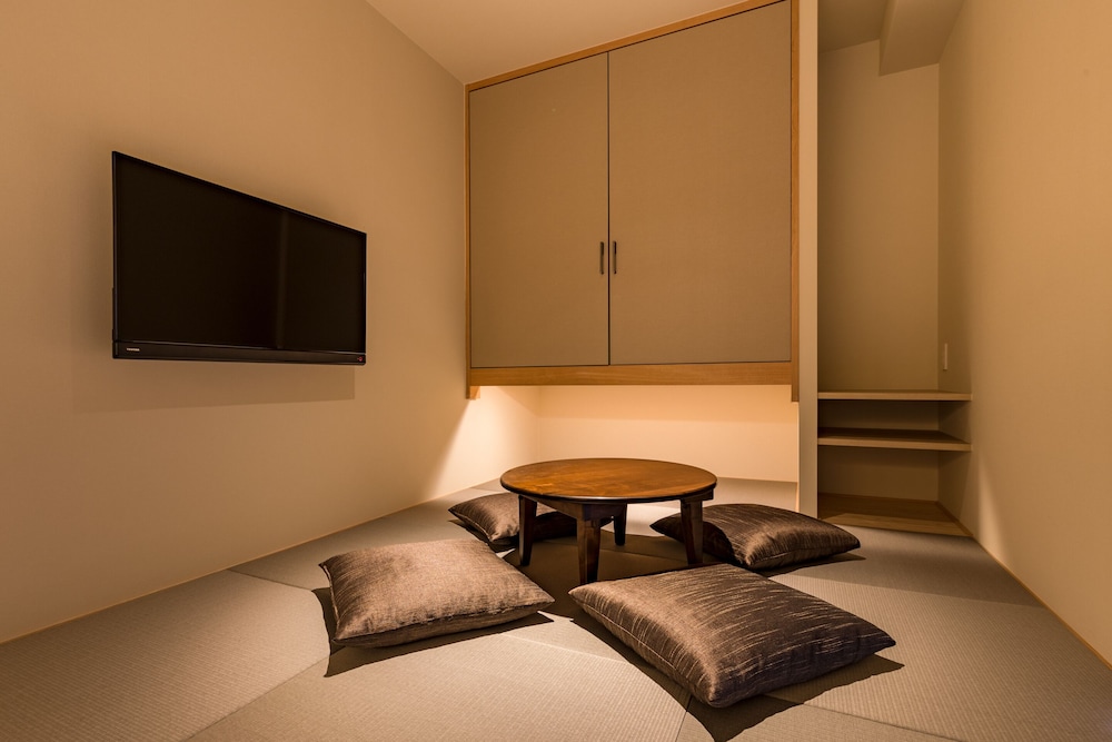 Annex Standard Japanese-Western Room photo 2