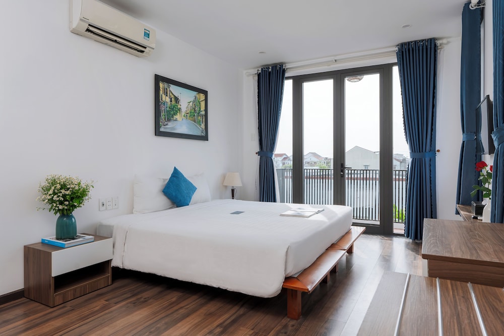 Deluxe Cityscape View Room - Photo 10