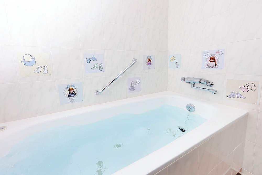 Collaboration room with treasure hunt and souvenir (3 adults,1 bed for age 7+), Non Smoking thumbnail 6