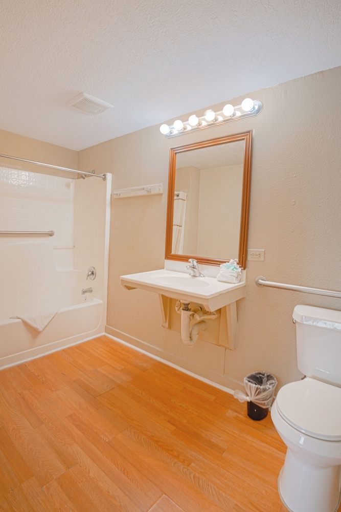 Liberty Inn and Suites Orlando - Kissimmee near Disney World, Photo 6