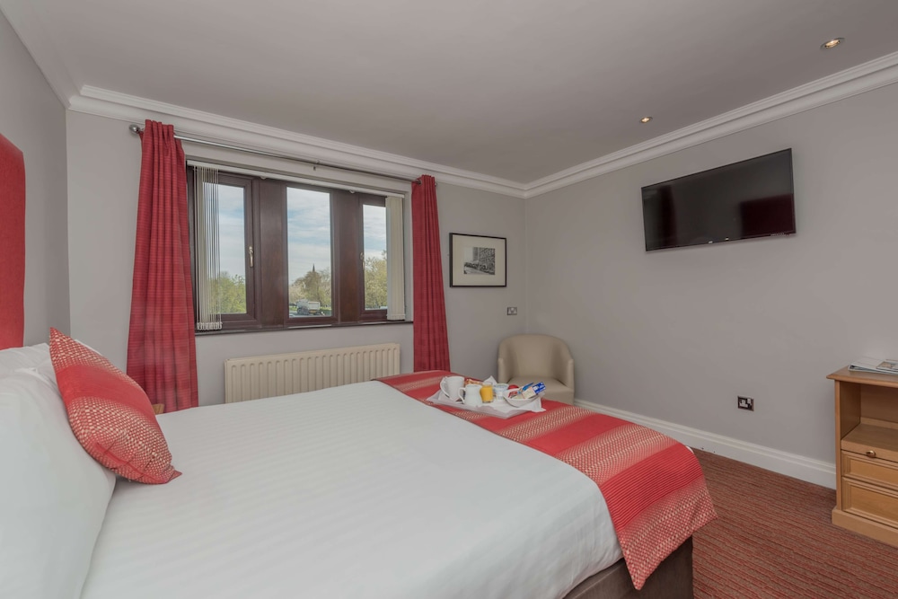 Standard Room, 1 King Bed, Accessible, Non Smoking (with Extra Bed) - Photo 5