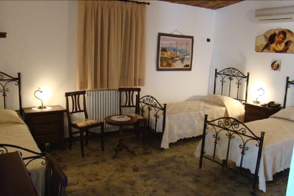 Triple Room, Non Smoking photo 1