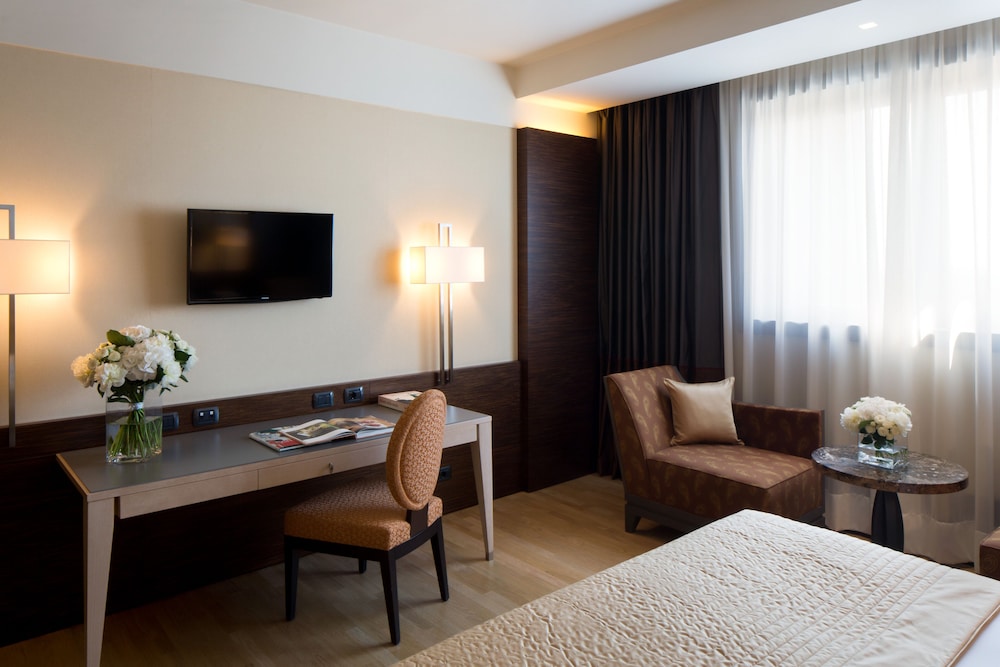 Deluxe Double Room - Photo 4