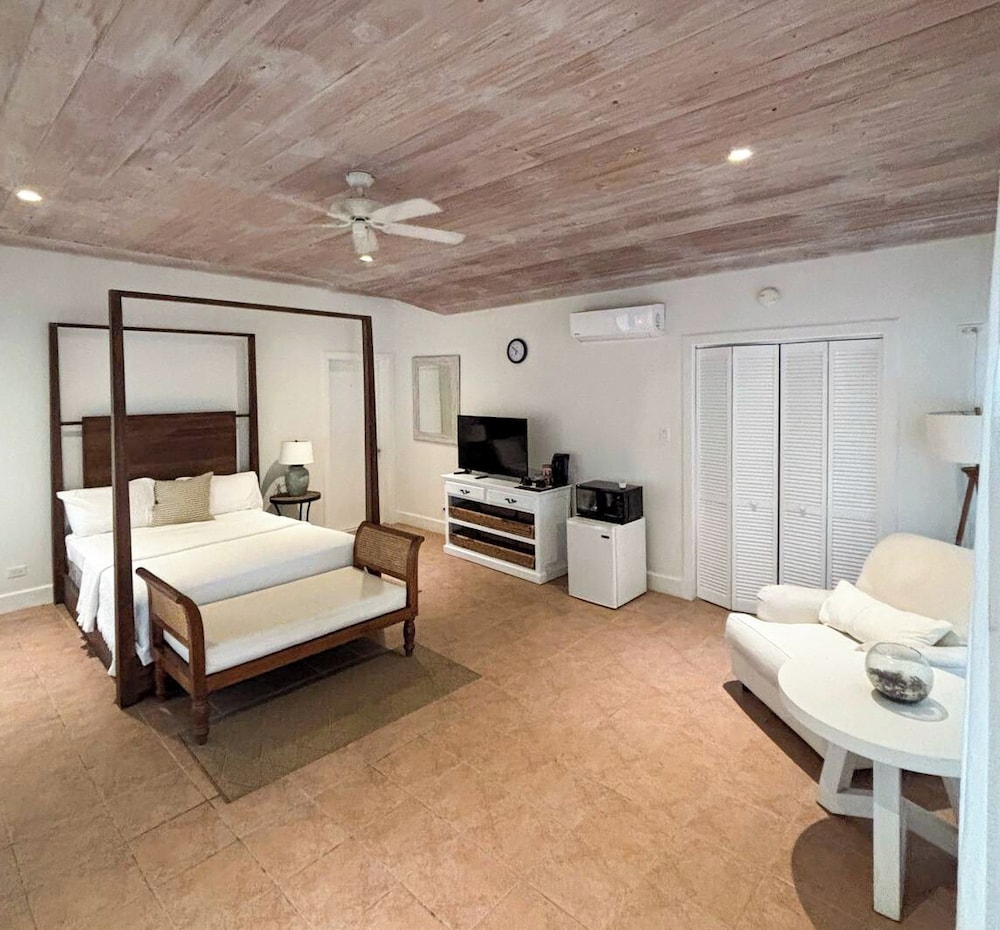 Elite Room