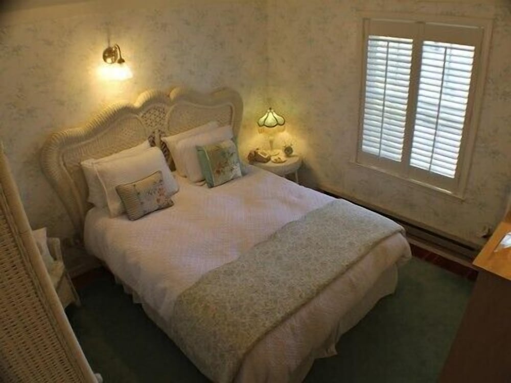 Signature Room, 1 Queen Bed (Silverado) photo 3
