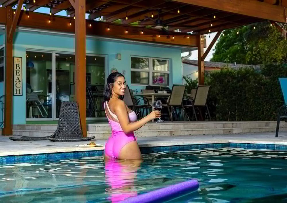 Beachside Bliss Luksus Privat Pool BBQ King Size Seng, Billede 16