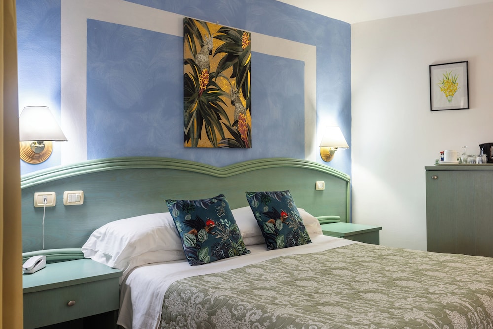 Double Room, Garden View, Annex Building (Villa Stefania) photo 3