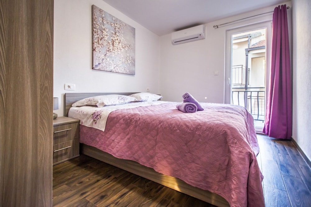 Apartment (Brane - A1(4))