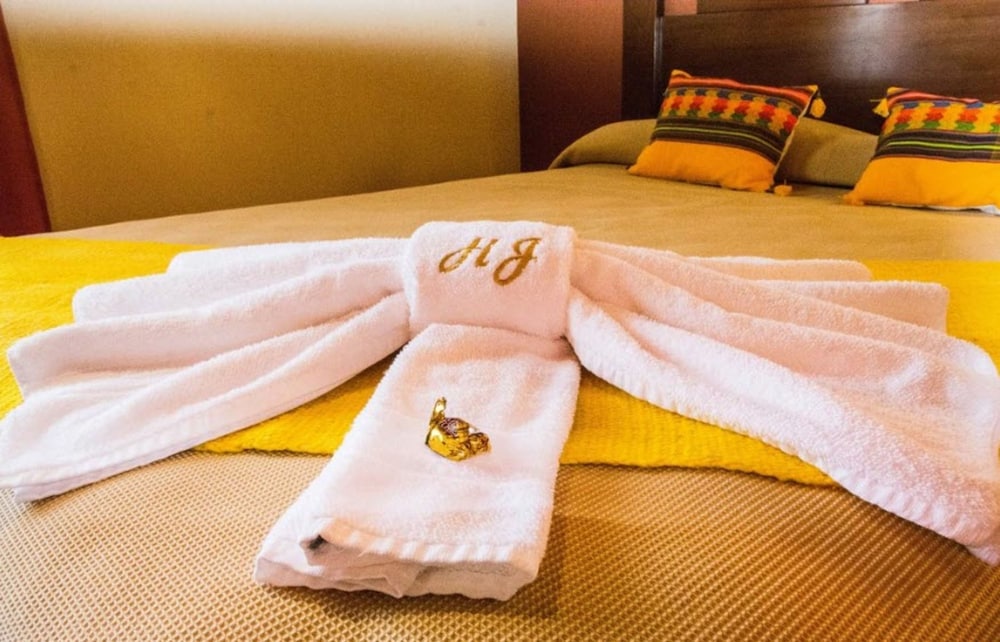 Suite, 1 King Bed, Non Smoking photo 1