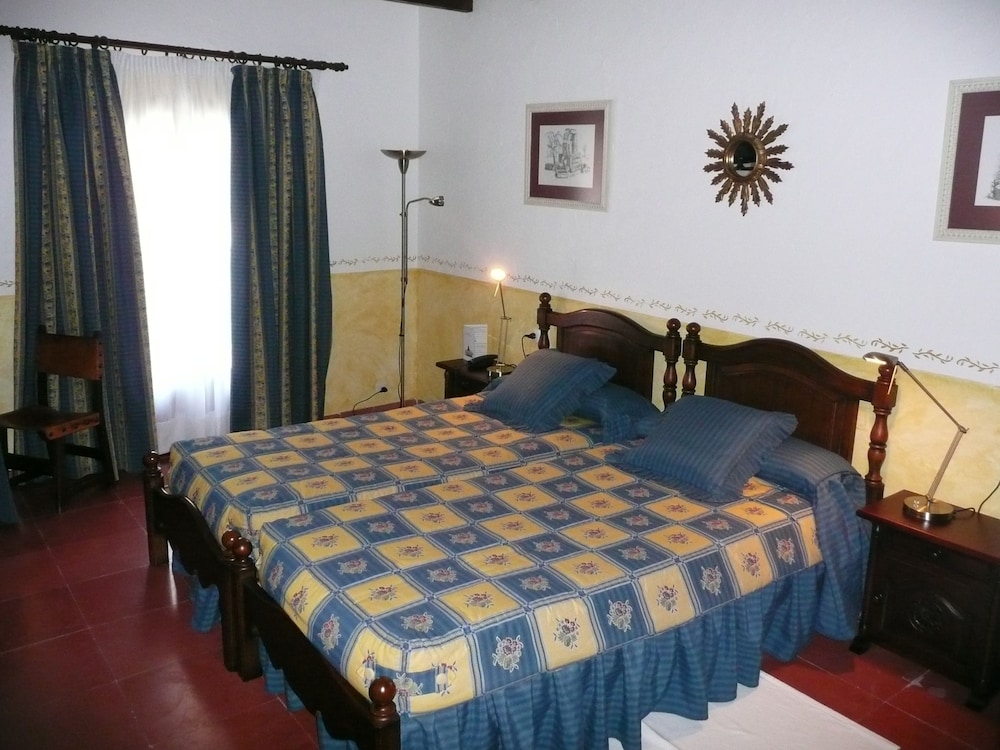 Standard Double Room photo 2