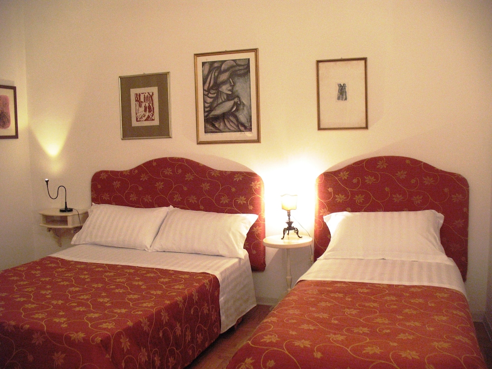 Triple Room photo 3
