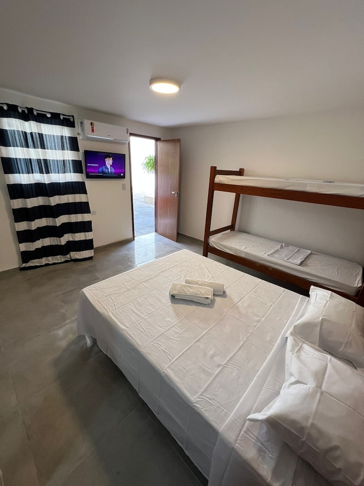 Basic Quadruple Room photo 2