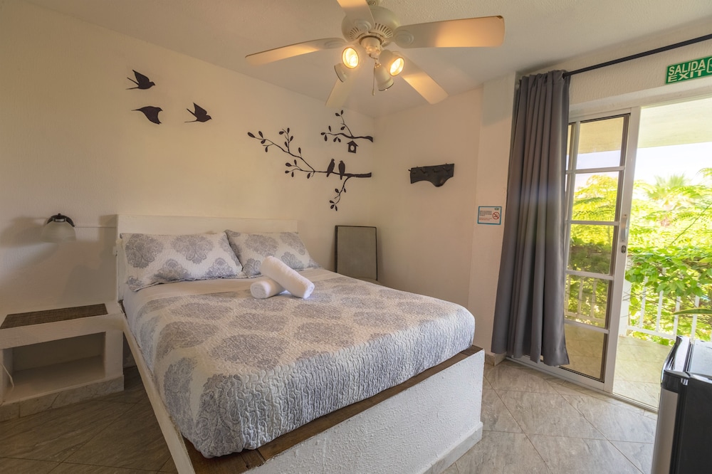 Double Room - Photo 3