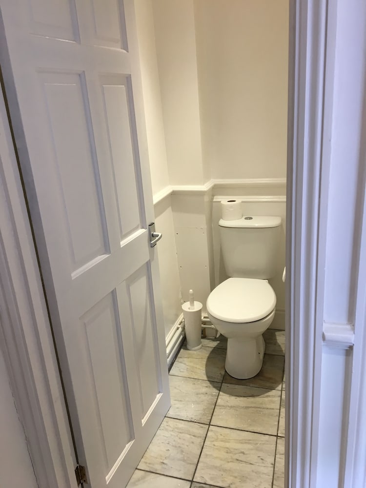 Economy Single Room, 1 Twin Bed photo 3