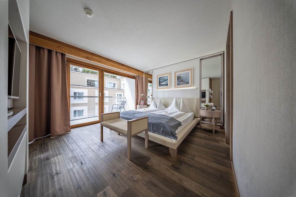Deluxe Double Room - Photo 7