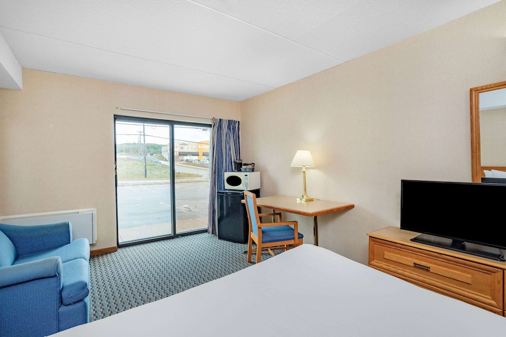 Room, 1 Queen Bed, Non Smoking photo 3