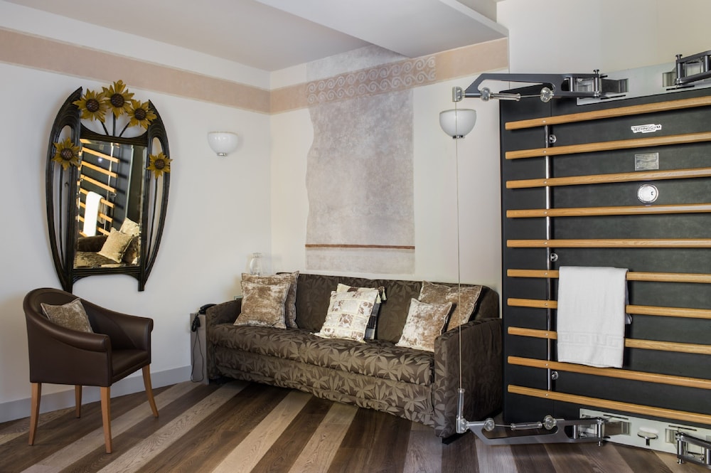 Deluxe Apartment, Annex Building (CORTE) - Photo 11