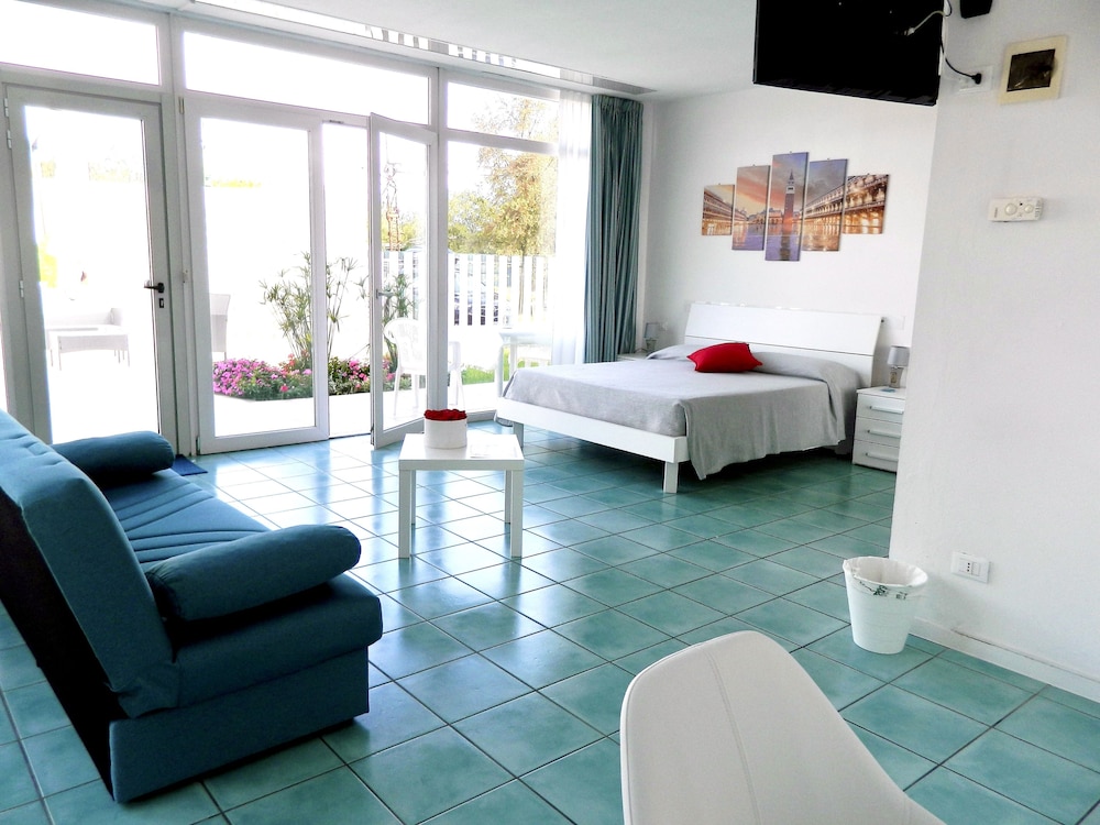 Double Room, Garden View photo 1