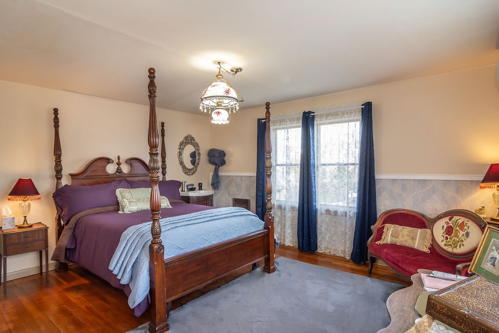 Traditional Room photo 1