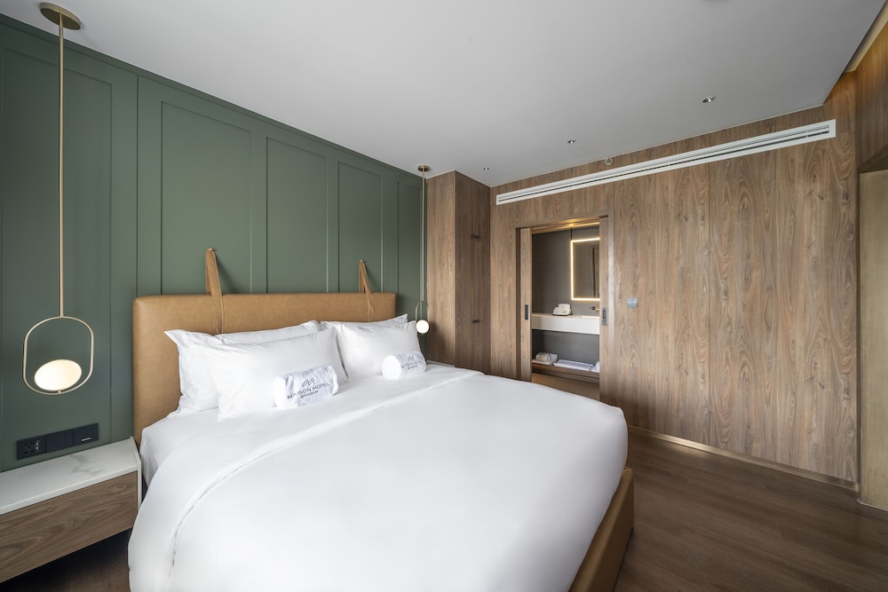 Napha Executive Suite photo 2