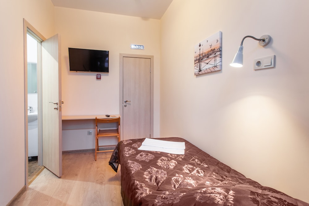 Single Room photo 3