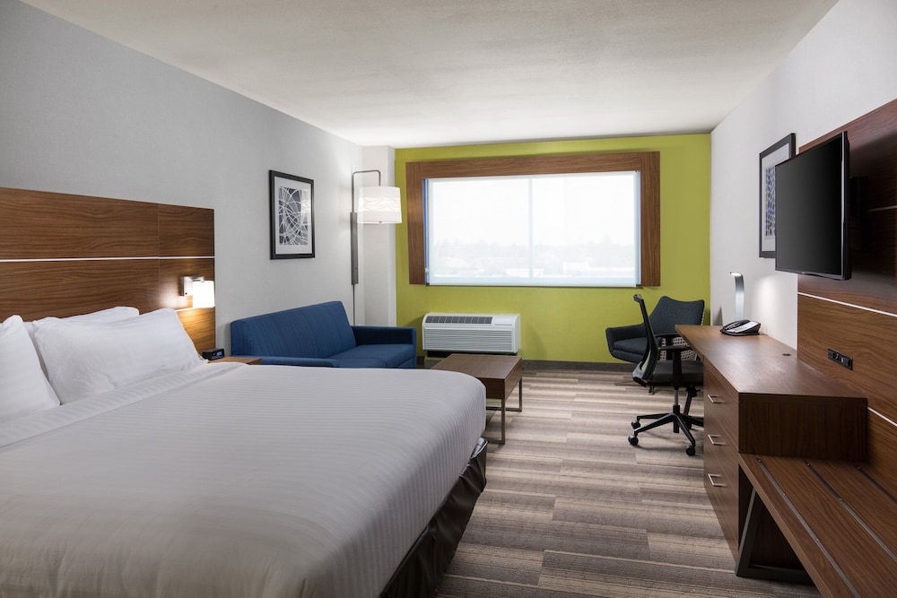 Standard Room, 2 Queen Beds photo 2